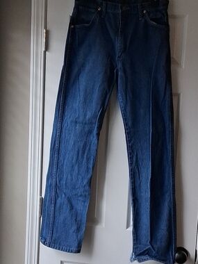 Wrangler Straight Leg Dark Blue Jeans